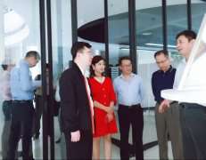 广东省工业和信息化局莅临成都廷杰短途运输服务有限公司调研制造业创新中心建设情况 